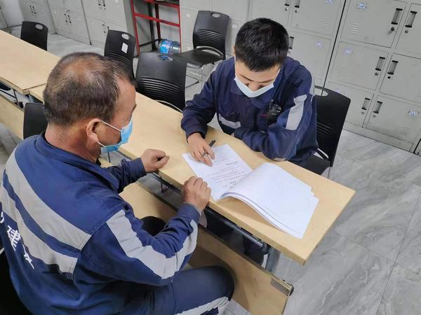陜煤建設(shè)洗選煤運營公司紅柳林洗煤廠項目部： “細、實、嚴”三字訣 保安全 促生產(chǎn)