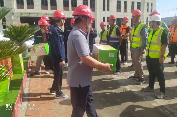 陜煤建設天工公司土建四部:高溫施工忙 “烤”驗有“涼”策