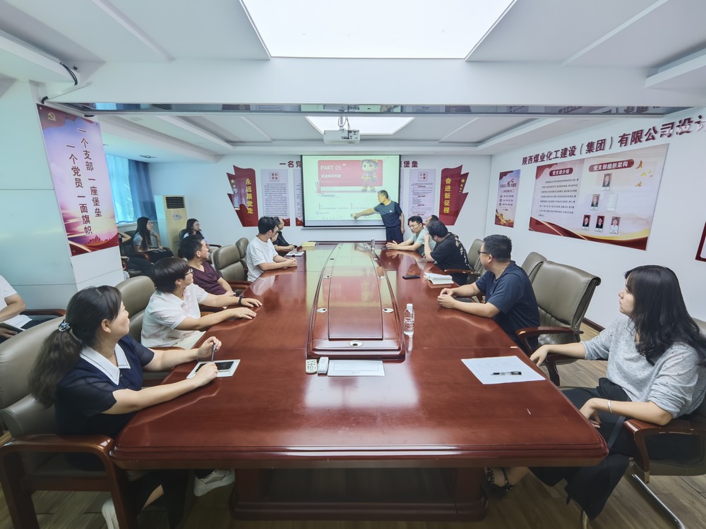 陜煤建設(shè)所屬各單開(kāi)展“安全咨詢?nèi)铡被顒?dòng)