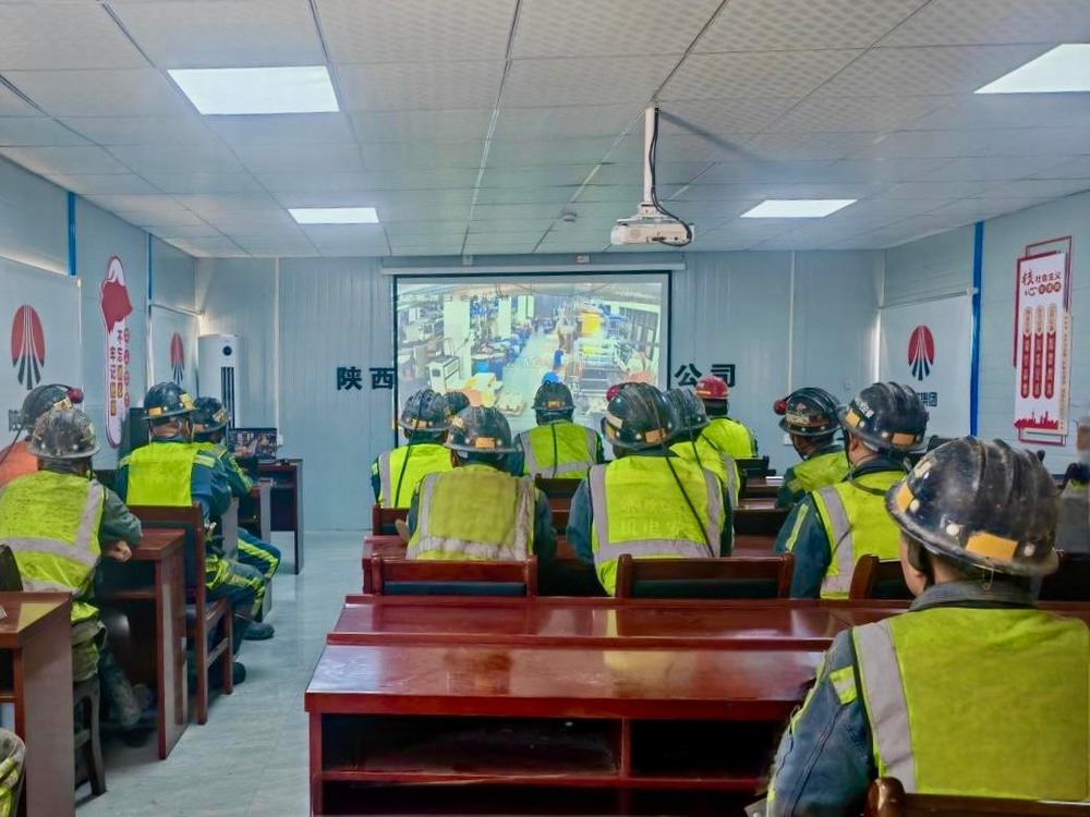 陜煤建設(shè)機(jī)電安裝公司趙石畔項(xiàng)目部:聚焦安全主線 共筑應(yīng)急防線