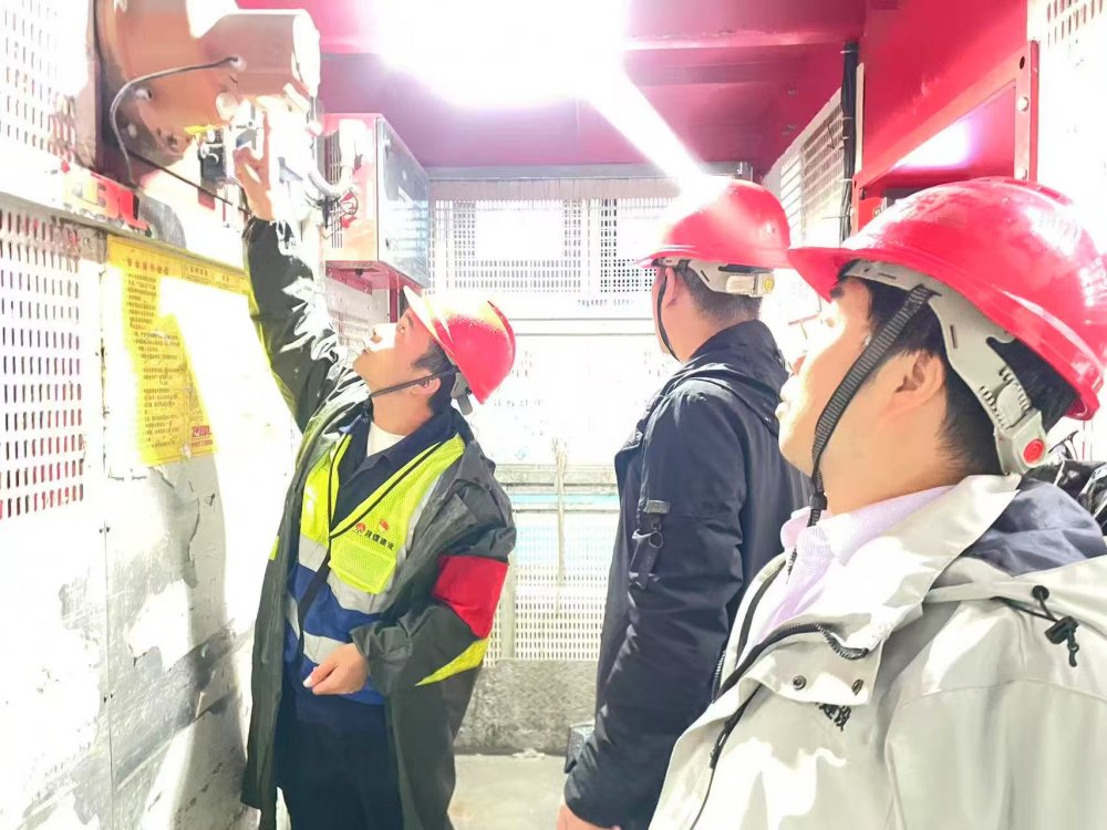 陜煤建設韓城分公司土建二項目部：安全不下線，青春在一線