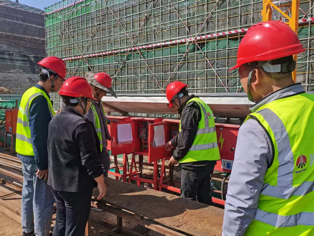 陜煤建設韓城分公司土建九項目部：黨建引領強擔當 “三亮三比”促發展