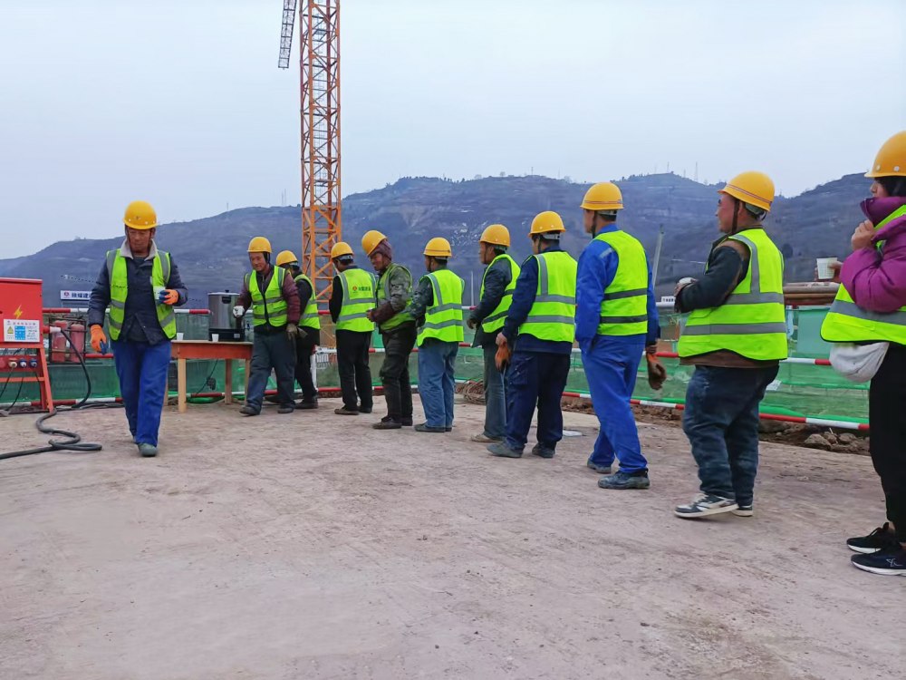 陜煤建設韓城分公司土建六項目部：跑好新春“第一棒”，韓城北站物流集運中心項目樁基礎建設階段性工程圓滿完成