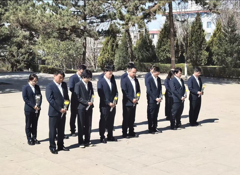 陜煤建設(shè)榆林公司：緬懷英烈鑄忠魂 砥礪奮進(jìn)建新功